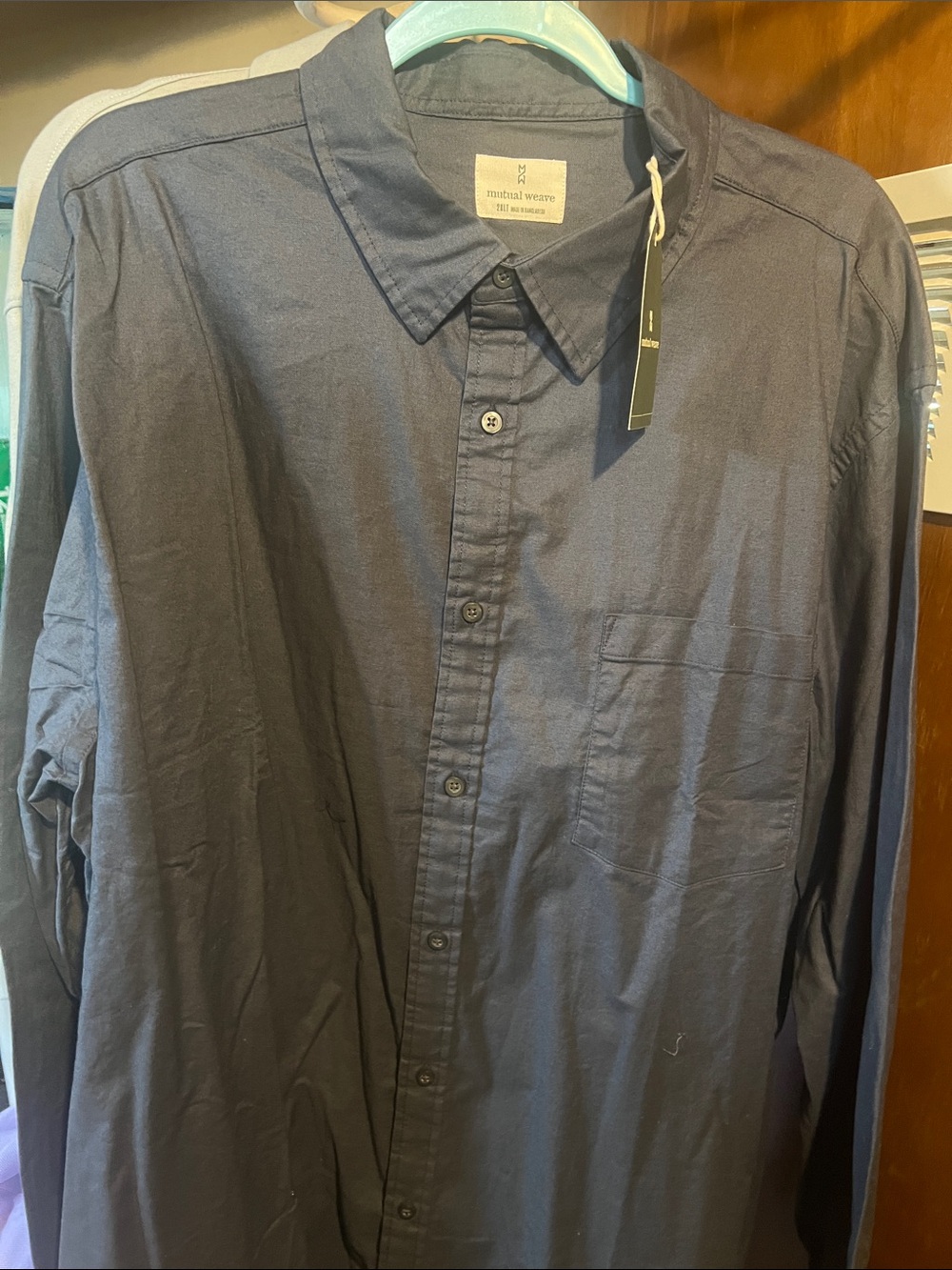 Modern Basics Men's Dark Blue Button-Down Shirt